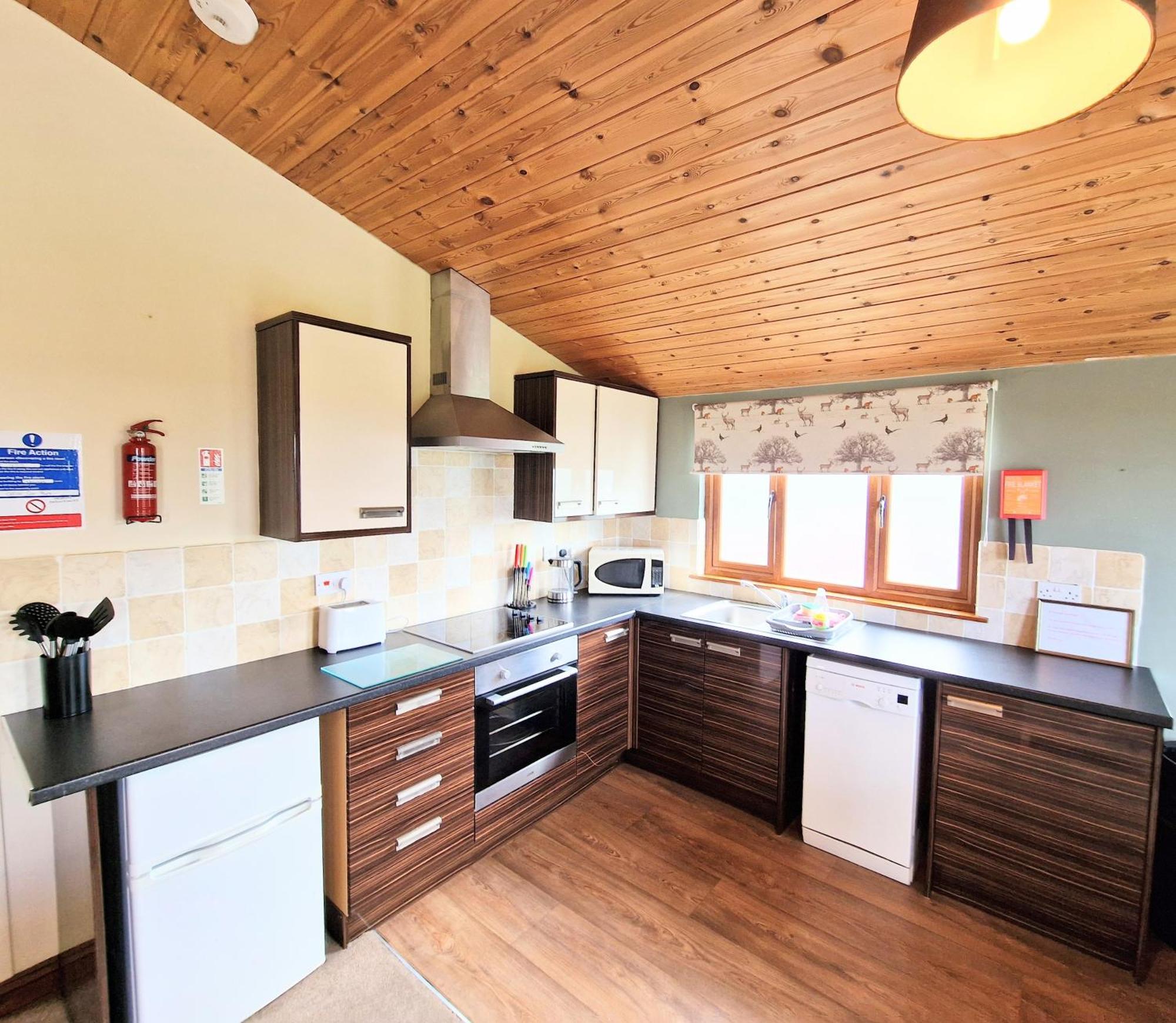 Lomond 2 With Private Hot Tub - Fife - Loch Leven - Lomond Hills Kelty Exterior foto