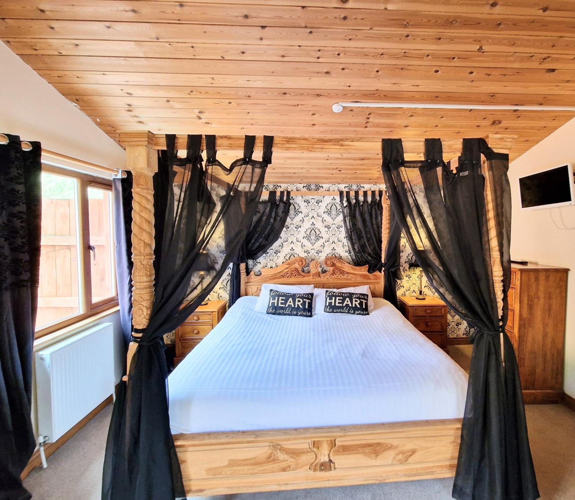 Lomond 2 With Private Hot Tub - Fife - Loch Leven - Lomond Hills Kelty Exterior foto